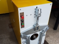 Maszyna do robienia kolanek dla rur spustowych