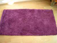 Czysty, puszysty dywan shaggy, fioletowy 70 x 130 cm 